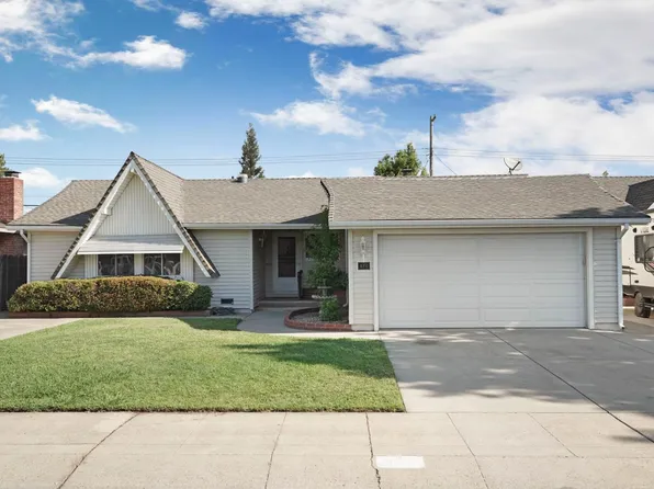 870 Bel Air Ct, Lodi, CA 95240