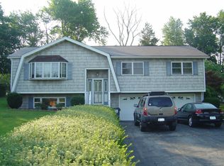 42 Oak Hill Rd, Westtown, NY 10998