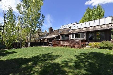 6365_s_geneva_cir_MLS998887_HID666709_ROOMbackyard