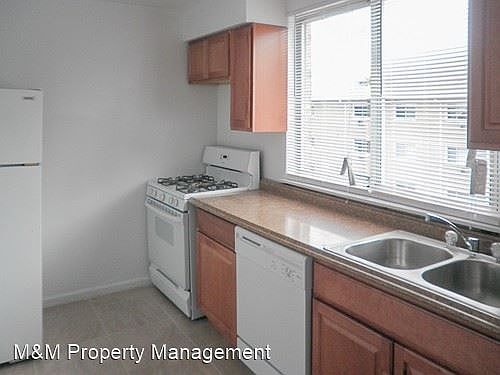 5th image of 408 S Scoville Ave Unit 1N