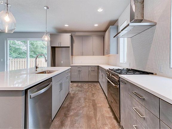 4th image of 21472 Kenai Ct