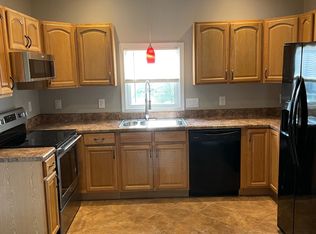 239 2nd St, New Columbia, PA 17856