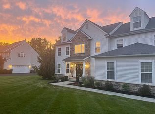 2657 Shady Ln, Pottstown, PA 19464