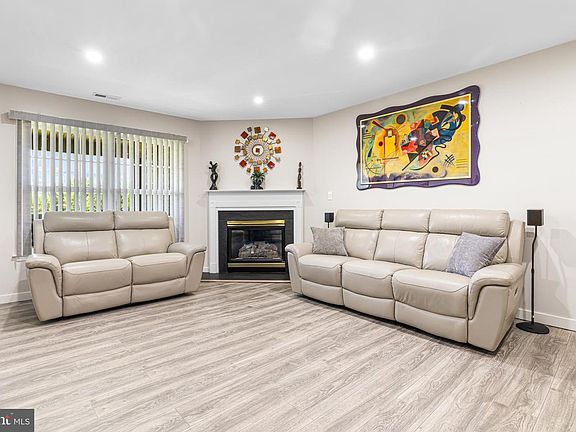 3rd image of 706 Julian Dr W #W