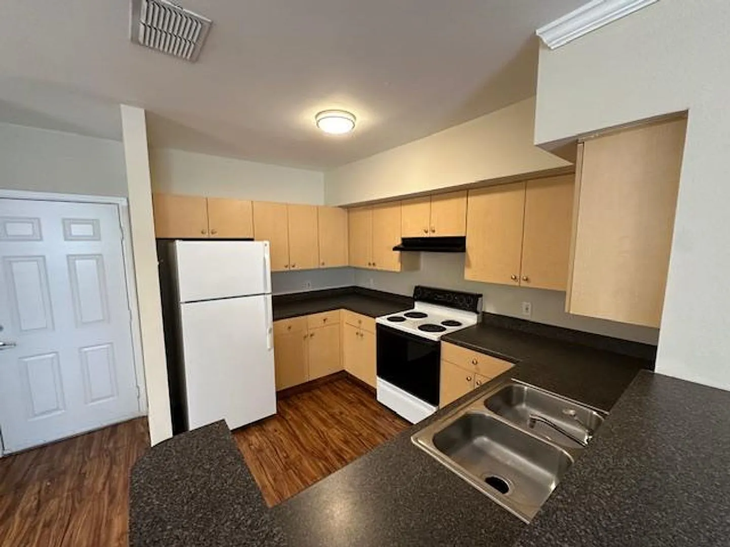 2 Bedroom 2 Bathroom Townhome is Siena at Celebration with attached 2 Car Garage — Photo 4