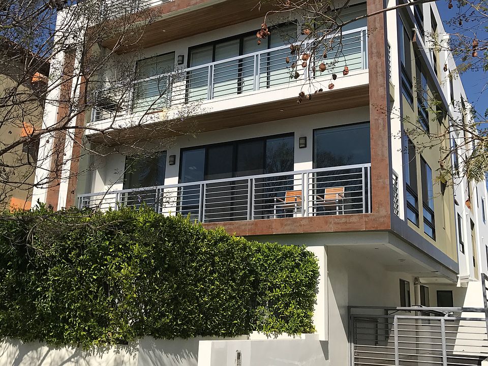 812 N. Croft