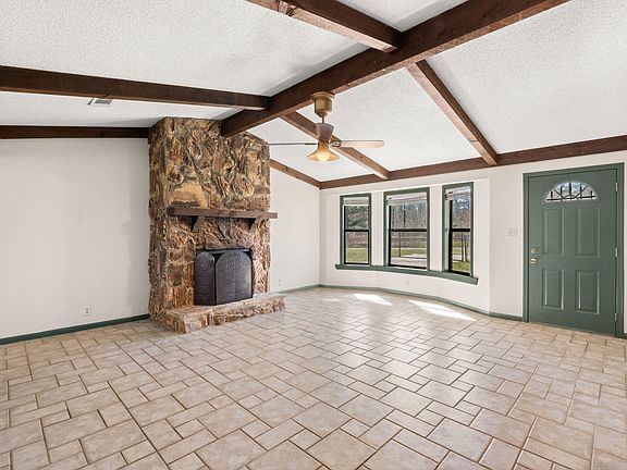 2nd image of 139 Cochran Rd