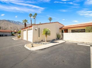 2077 S Caliente Dr, Palm Springs, CA 92264