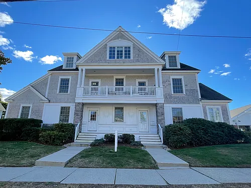 3 Lafayette St #201 Photo 1