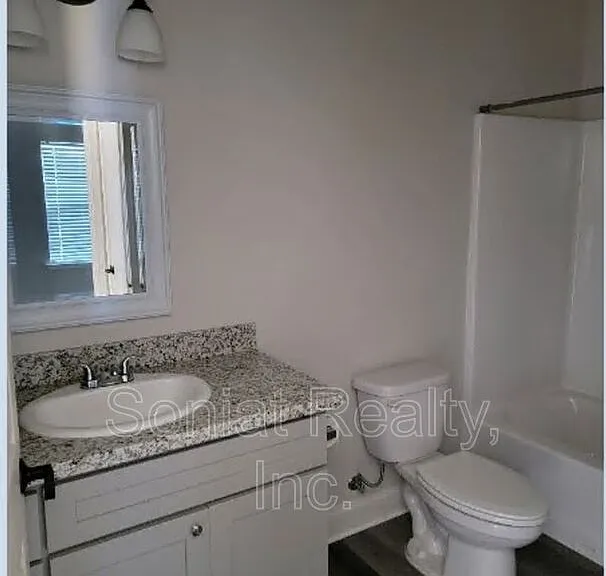 4504 Pontchartrain Dr #2-B — Photo 5