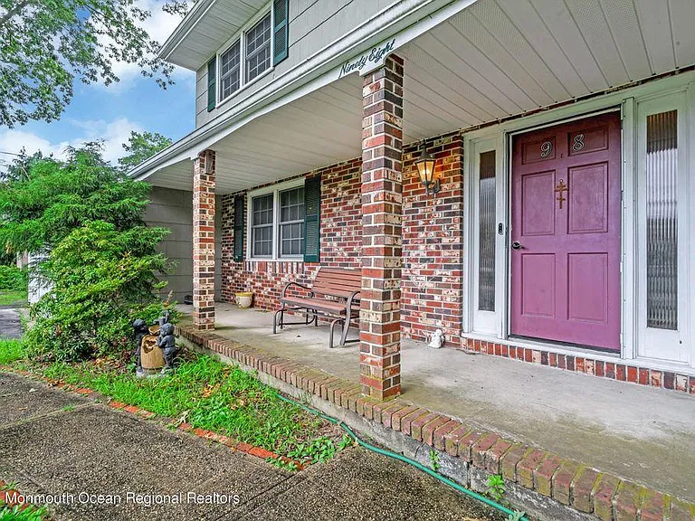 98 Oak Ridge Pkwy — Photo 3
