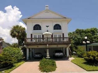 111 Willow Ave, Anna Maria, FL 34216