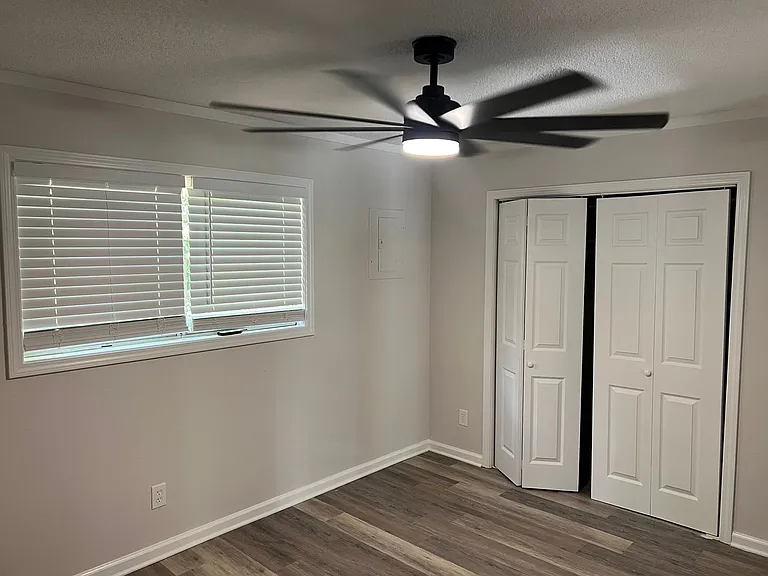 6630 Applegate St — Photo 34