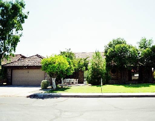 1st image of 1324 N PASADENA Street