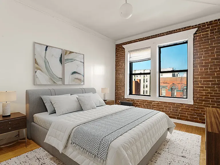 1875 Lexington Ave #4D — Photo 3