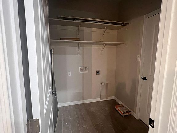 5th image of 3878 E San Diego St