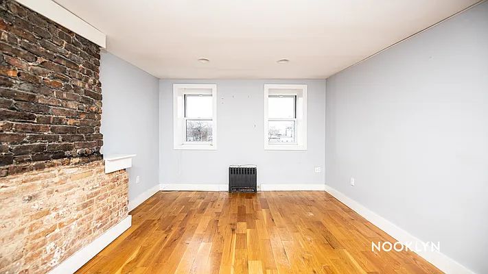 Rented by Nooklyn NYC LLC | media 4