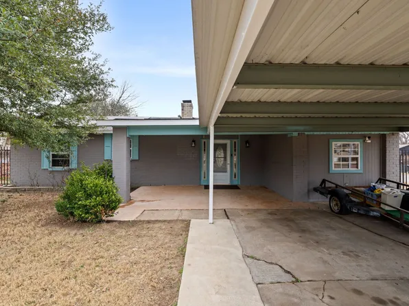 1530 Carson Dr, Mesquite, TX 75149