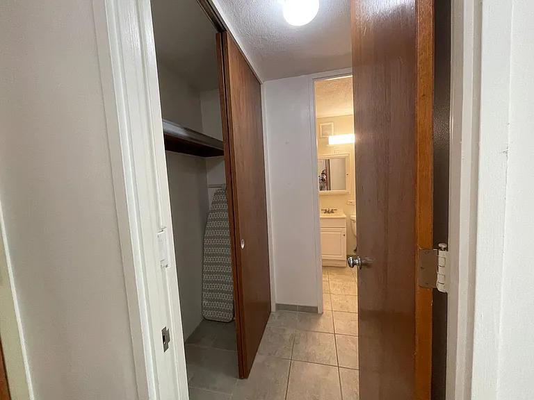 1511 Nuuanu Ave #235 — Photo 10