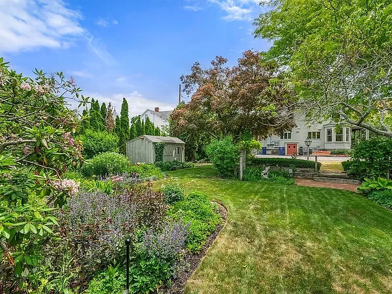 16 Loring Ave #2 — Photo 21