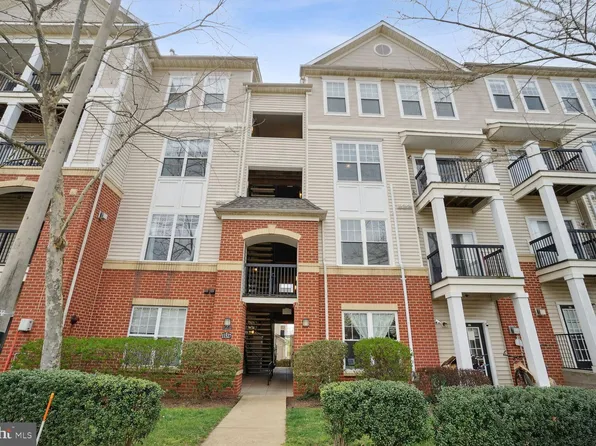 11327 Aristotle Dr #5-305, Fairfax, VA 22030