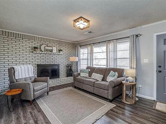 2nd image of 8433 W 70th Ter