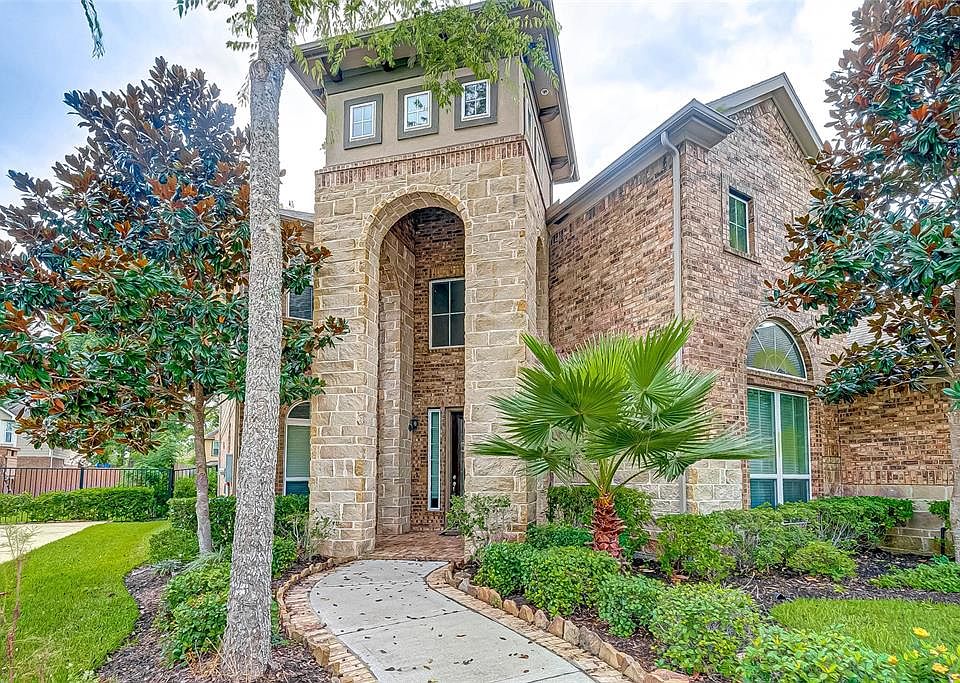1st image of 5511 Pecan Hollow Dr