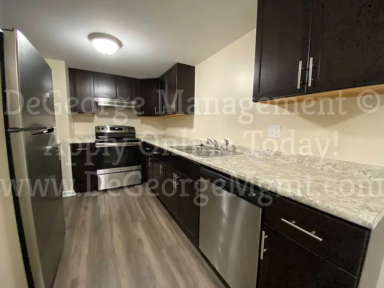Pine Ridge Apartments — Photo 72