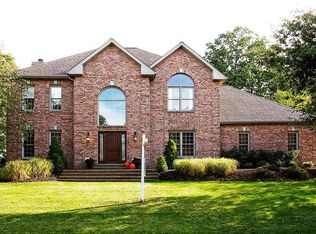 907 Black Oak Ct, Gibsonia, PA