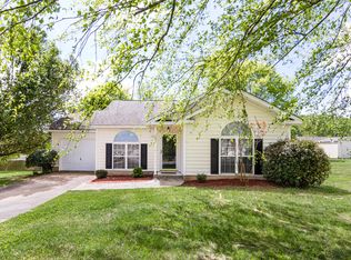 909 Milkwood Ln, Monroe, NC 28110