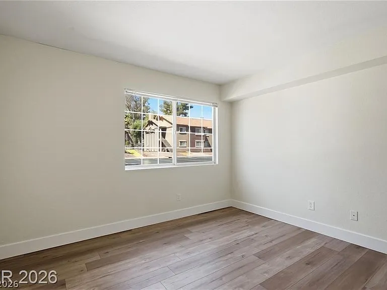2750 S Durango Dr #1116 — Photo 9