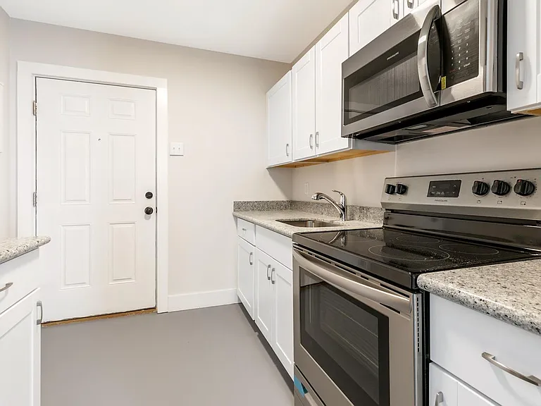 2536 Conti St — Photo 11
