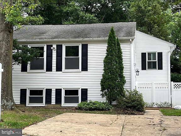 2nd image of 141 McKinsey Rd