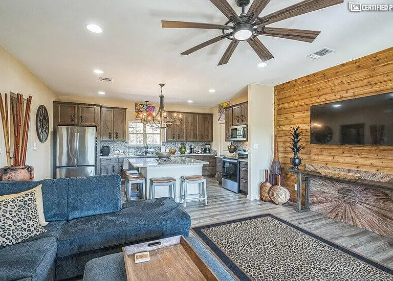 505 Heron Dr — Photo 4