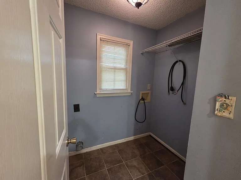 553 Broad Bend Cir — Photo 7
