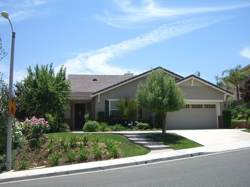 1st image of 28046 Bridlewood Dr