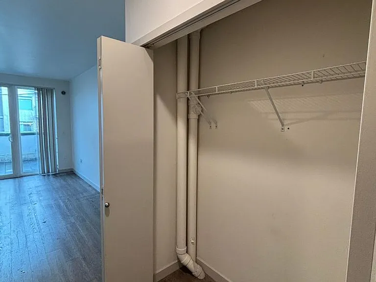 4801 Fauntleroy Apartments — Photo 33