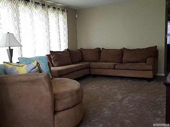 3rd image of 246 Dushane Dr