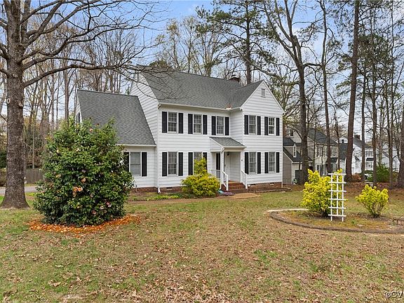 2nd image of 1025 Coralberry Dr