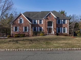 58 Sneider Rd, Warren, NJ 07059