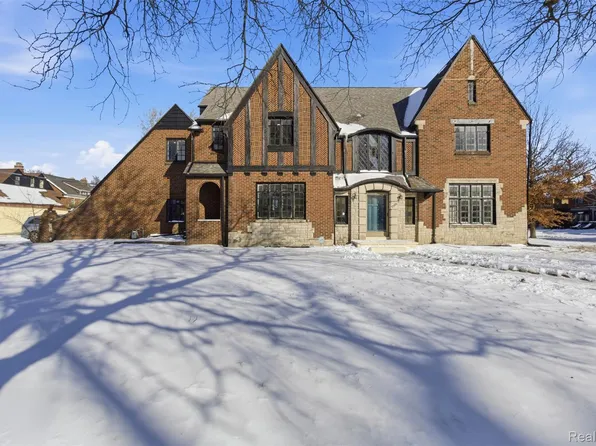 9500 La Salle Blvd, Detroit, MI 48206