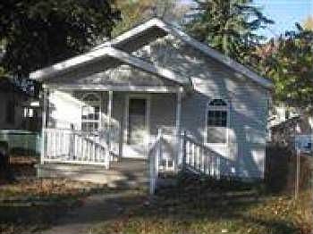 4th image of 23827 Hazelwood Ave