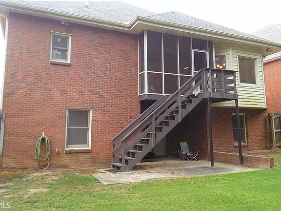 3rd image of 1870 Stockton Walk Ln