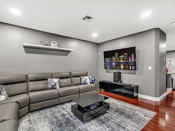 4th image of 5791 NW 116th Ave APT 112
