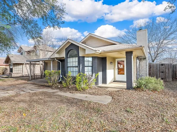 10124 Leatherwood Dr, Fort Worth, TX 76108