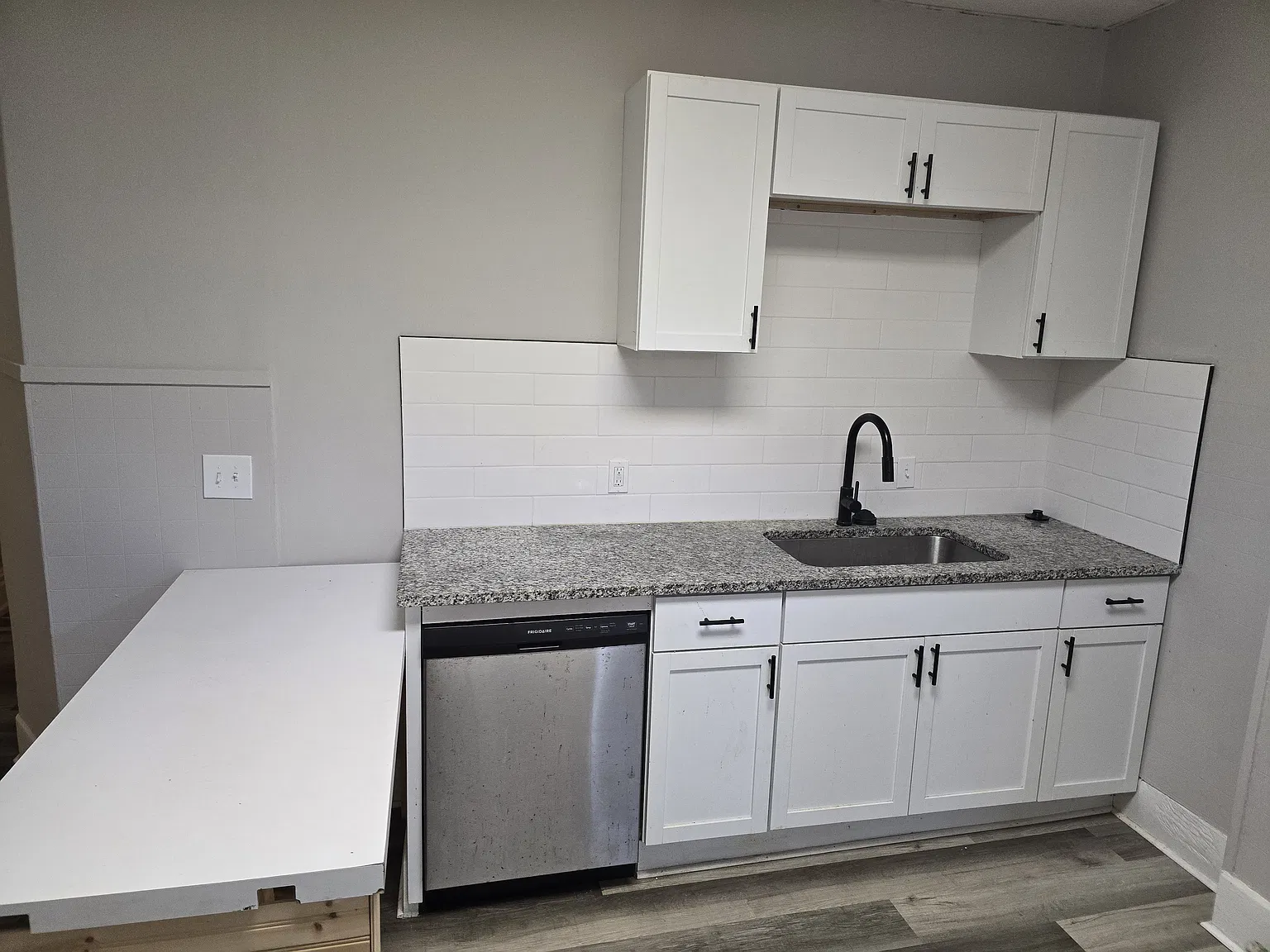 1014 N Superior St — Photo 1