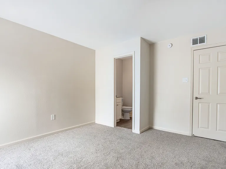 Acadia Park Apartments — Photo 33