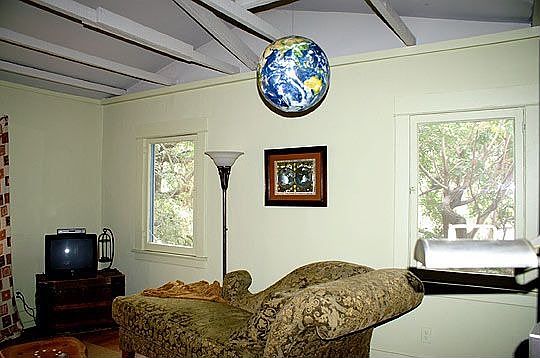 3rd image of 2109 Loma Vista Pl