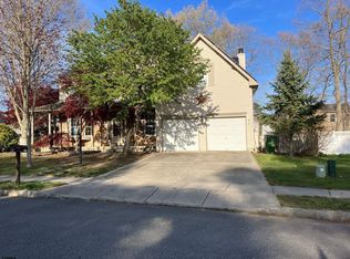 4 Windchime Rd, Egg Harbor Township, NJ 08234