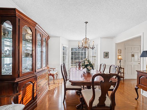 5th image of 7956 Gayle Ln